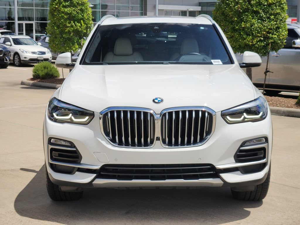 Used 2019 BMW X5 xDrive40i w/ Premium Package 2 AWD/4WD image 2