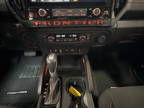 Used 2025 Nissan Frontier Pro-X w/ Pro Convenience Package RWD image 19