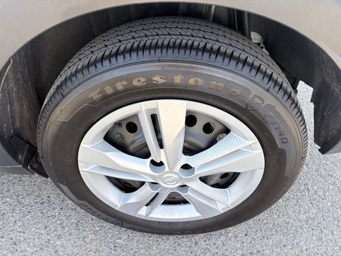 Used 2023 Nissan Kicks S FWD image 24