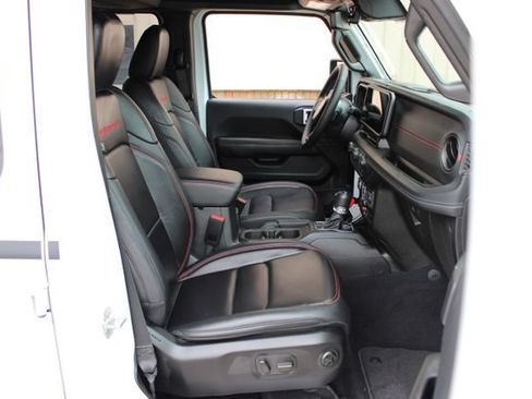 Used 2025 Jeep Wrangler Unlimited Rubicon AWD/4WD image 49