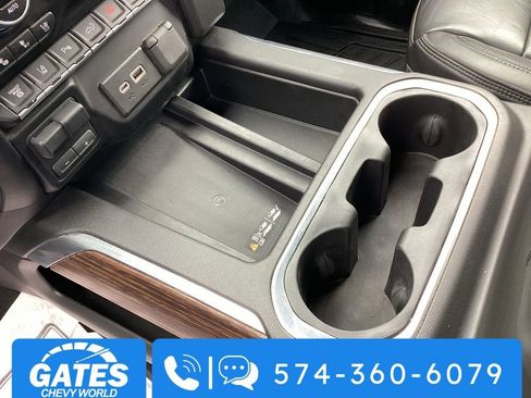 Used 2022 Chevrolet Silverado 2500 High Country w/ Z71 Off-Road Package image 31