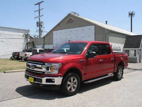 Used 2020 Ford F150 XLT w/ Equipment Group 302A Luxury AWD/4WD image 3