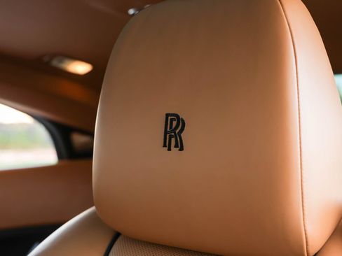 Used 2020 Rolls-Royce Wraith RWD image 18