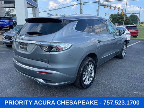 Used 2023 Buick Enclave Avenir w/ Avenir Technology Package AWD/4WD image 7