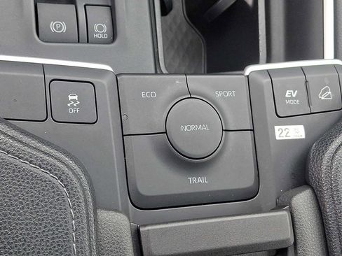 Used 2024 Toyota Grand Highlander Limited image 28