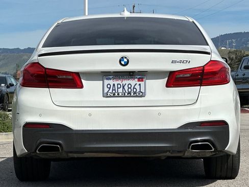 Used 2018 BMW 540i w/ M Sport Package image 4