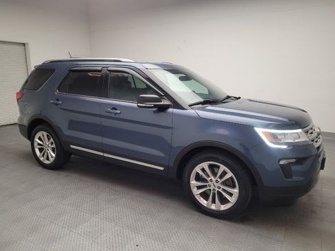 Used 2019 Ford Explorer XLT w/ Equipment Group 202A image 11