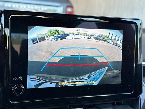 Used 2024 Toyota Corolla LE FWD image 17