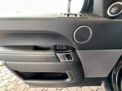 Used 2016 Land Rover Range Rover Sport Supercharged AWD/4WD image 20