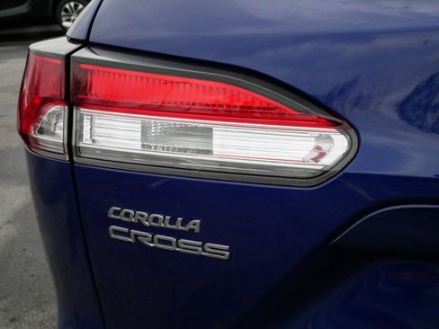 Certified 2024 Toyota Corolla Cross LE image 17