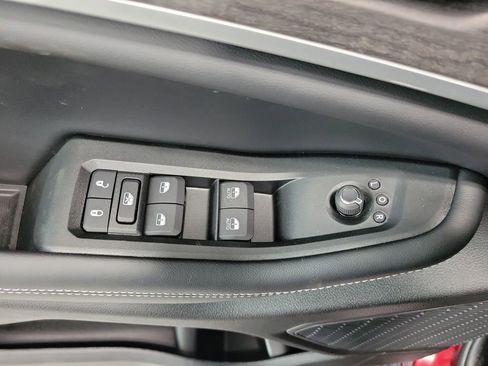 New 2025 Jeep Grand Cherokee L Limited w/ Black Appearance Package AWD/4WD image 27