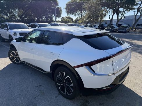 Certified 2024 Kia EV6 Wind w/ Wind Technology Package image 2