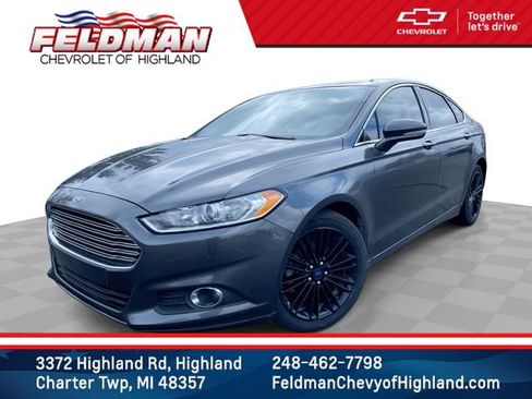 Used 2016 Ford Fusion SE w/ Equipment Group 202A image 1
