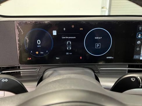 Used 2024 Hyundai Kona Limited FWD image 26