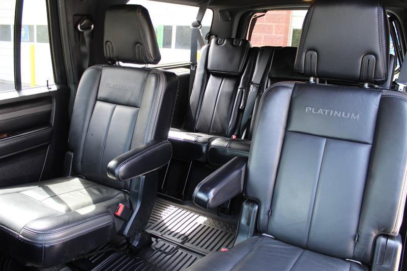 Used 2017 Ford Expedition EL Platinum AWD/4WD image 25