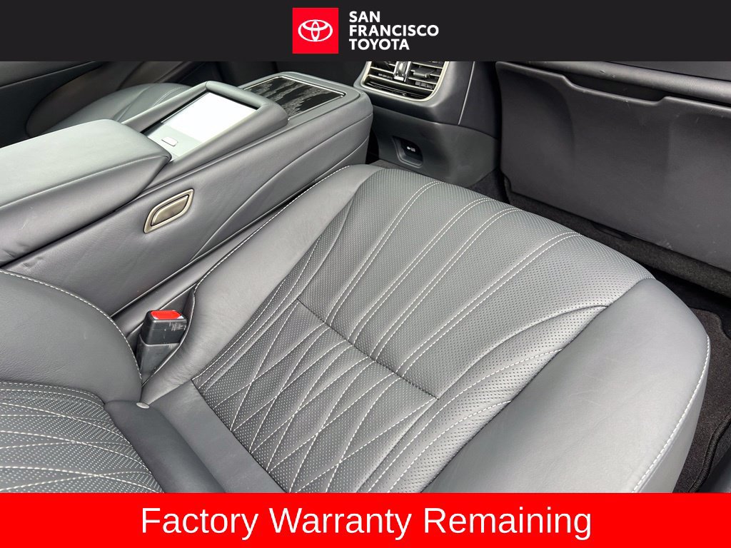 Used 2022 Lexus LS 500h AWD w/ Luxury Package image 20