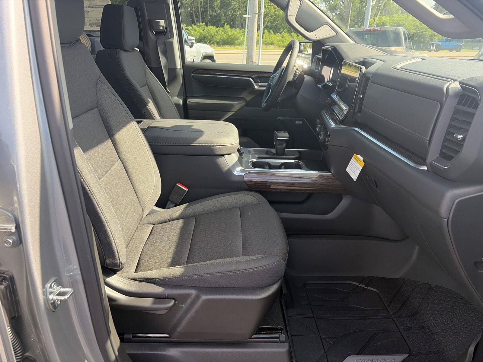 New 2026 Chevrolet Silverado 1500 RST w/ All Star Edition Plus AWD/4WD image 15
