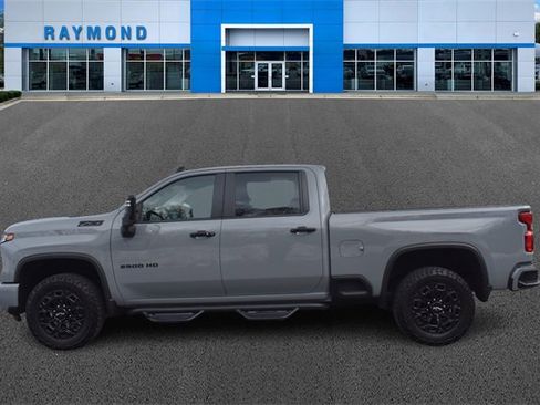 Used 2024 Chevrolet Silverado 2500 LT w/ Z71 Sport Edition image 6