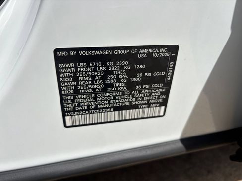 Used 2026 Volkswagen Atlas SE FWD image 33