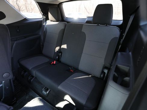 Used 2018 Chevrolet Traverse LT image 14