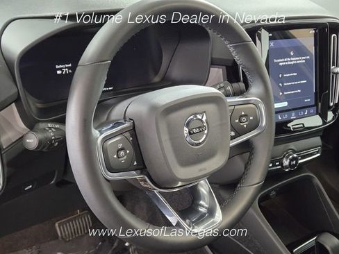 Used 2023 Volvo XC40 Recharge Plus AWD/4WD image 31