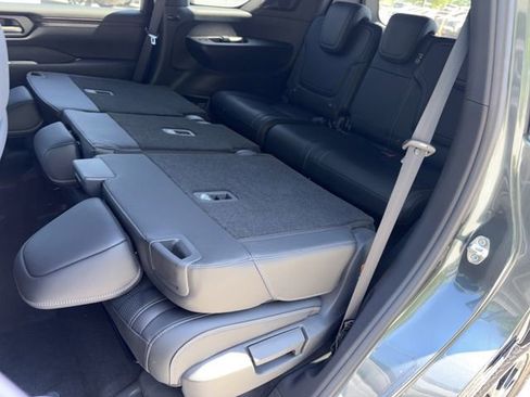 New 2025 Nissan Armada PRO-4X w/ Pro-4X Premium Package AWD/4WD image 23