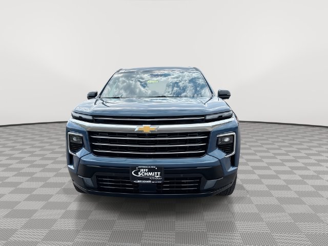 Certified 2025 Chevrolet Traverse High Country w/ LPO, Floor Liner Package AWD/4WD image 5