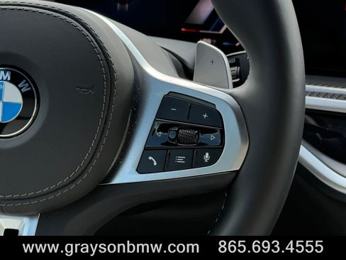 Used 2025 BMW X5 M60i AWD/4WD image 26