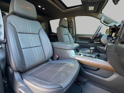 New 2026 Chevrolet Silverado 1500 High Country w/ Midnight Edition AWD/4WD image 11