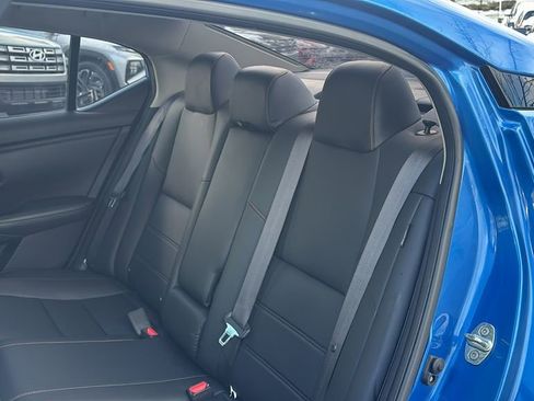 Used 2020 Nissan Sentra SR w/ Premium Package image 27