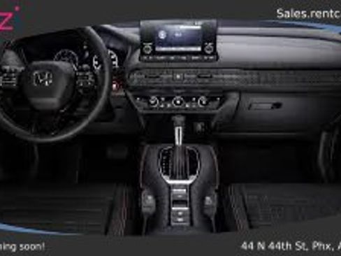 Used 2025 Honda HR-V LX image 3