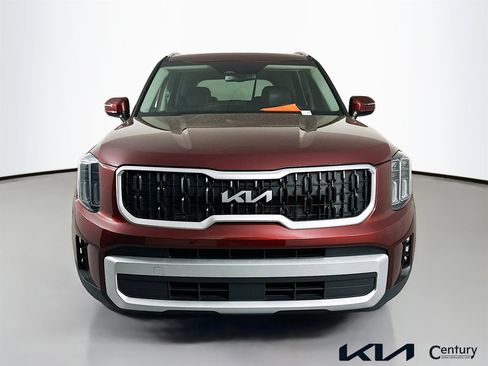 Certified 2024 Kia Telluride EX w/ EX Captain's Chair Package image 2