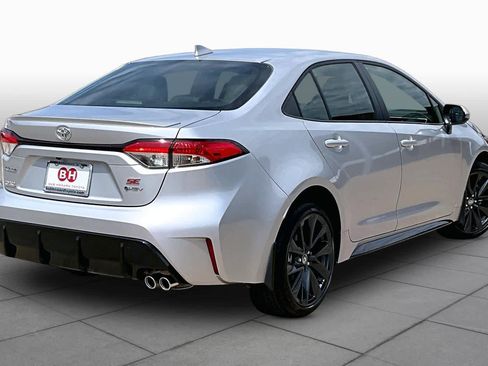 Used 2026 Toyota Corolla SE FWD image 13