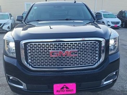 Used 2017 GMC Yukon XL Denali w/ Open Road Package image 26