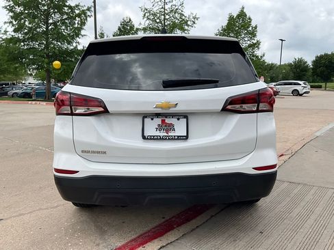 Used 2024 Chevrolet Equinox LS w/ Driver Confidence II Package FWD image 7