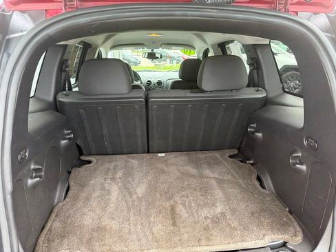 Used 2010 Chevrolet HHR LT w/ My Link Package FWD image 9