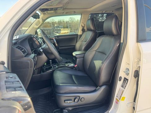 Used 2016 Toyota 4Runner Trail Premium image 33