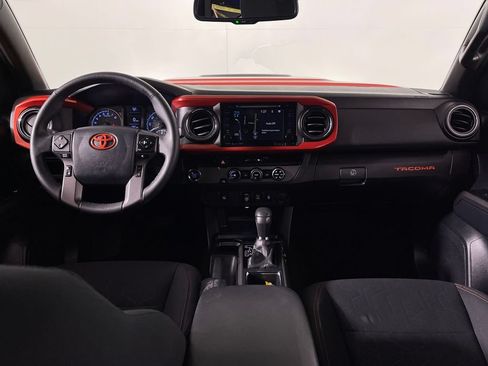 Certified 2018 Toyota Tacoma TRD Sport RWD image 14