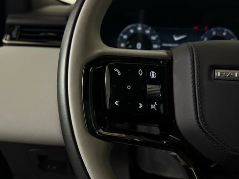 Used 2026 Land Rover Range Rover Velar Dynamic SE image 31