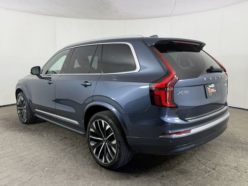Used 2026 Volvo XC90 B6 Plus w/ Protection Package Premier AWD/4WD image 5