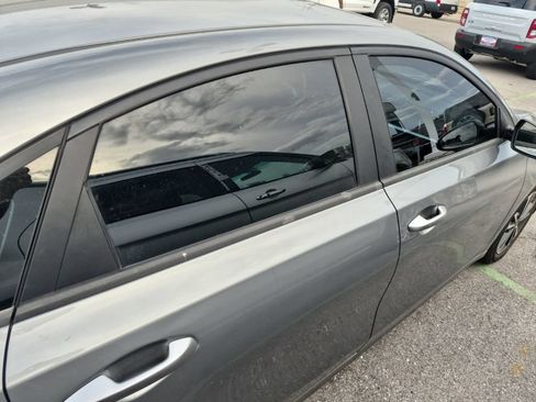 Used 2023 Kia Forte LXS w/ LXS Technology Package FWD image 18