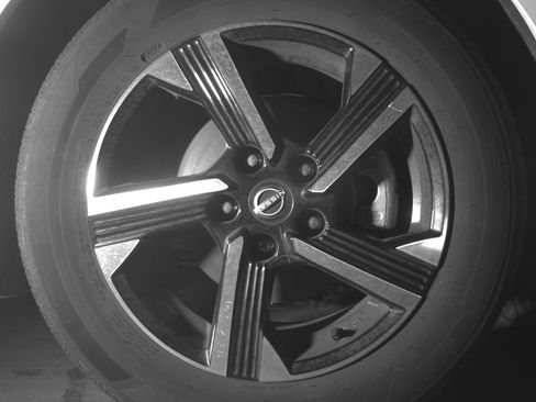 Used 2025 Nissan Sentra SV FWD image 13