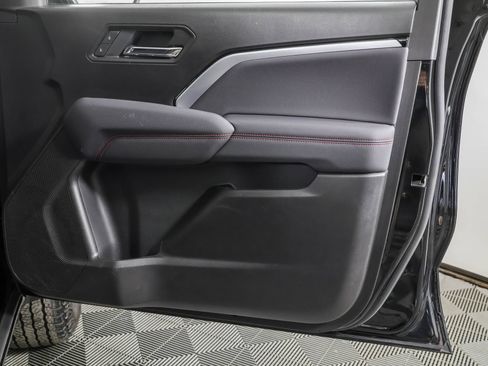 Certified 2025 Chevrolet Colorado Z71 AWD/4WD image 46