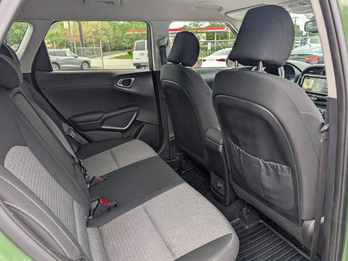 Used 2020 Kia Soul EX FWD image 18