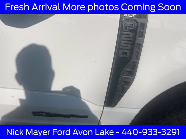 Used 2024 Ford F250 XLT w/ Black Appearance Package AWD/4WD image 13