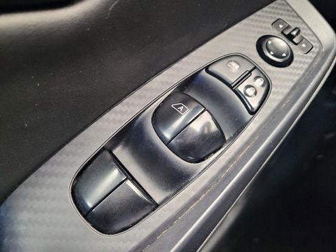 Used 2024 Nissan Sentra S FWD image 27
