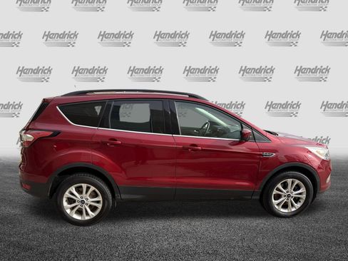 Used 2018 Ford Escape SEL image 11