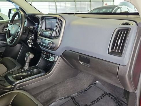 Used 2021 Chevrolet Colorado Z71 w/ Safety Package RWD image 28