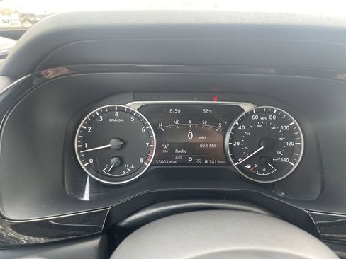 Used 2023 Nissan Pathfinder SL image 21