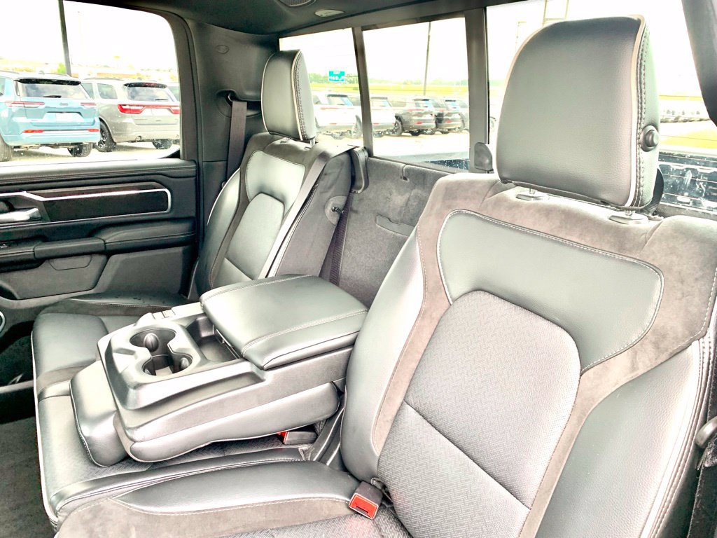 Used 2026 RAM 1500 Laramie AWD/4WD image 38